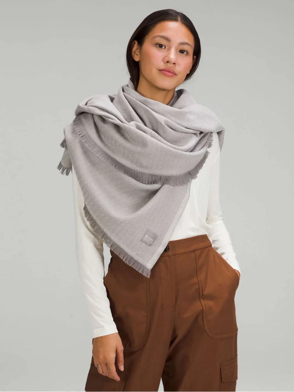 🆕🩶 Lululemon Wool Blanket Scarf - Gull Grey White Opal